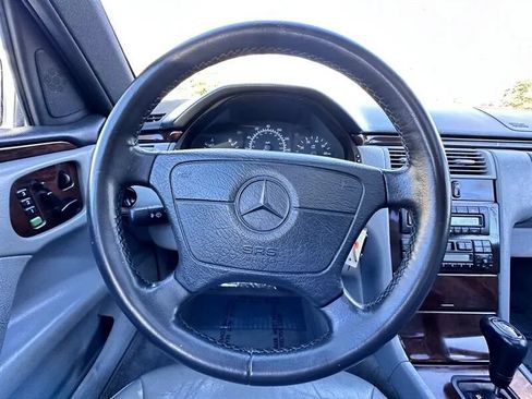 Used 1997 Mercedes-Benz E 320 Sedan image 34