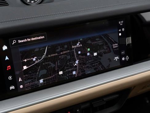 Used 2024 Porsche Cayenne Coupe image 30