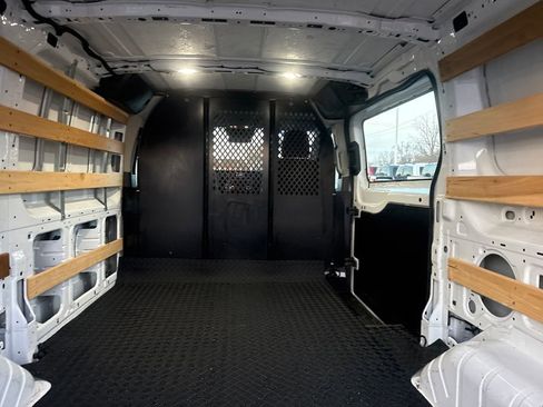 Used 2024 Ford Transit 250 Low Roof w/ Exterior Upgrade Package image 13