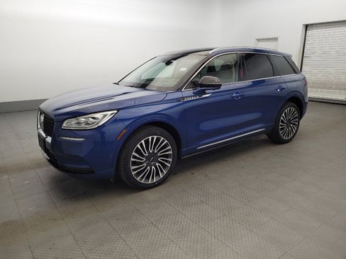 Used 2021 Lincoln Corsair Reserve w/ Equipment Group 201A image 2