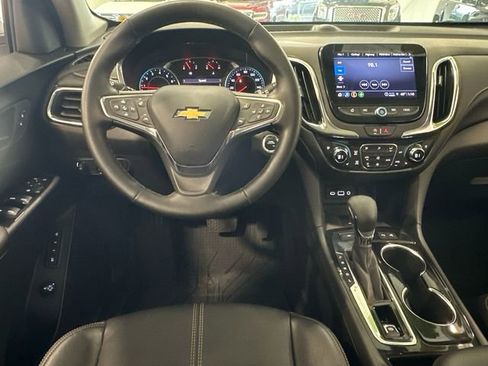 Used 2023 Chevrolet Equinox Premier image 20