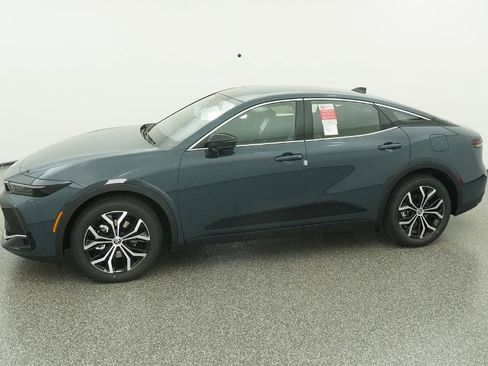 New 2026 Toyota Crown XLE image 7