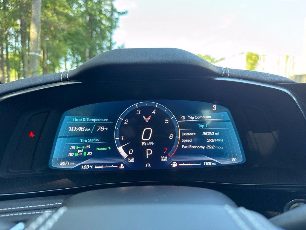 Used 2025 Chevrolet Corvette Stingray Coupe w/ Z51 Performance Package RWD image 30