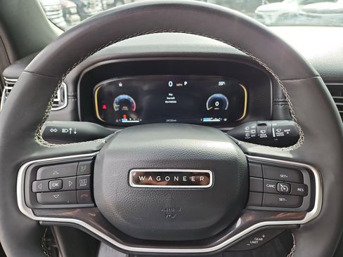 Used 2024 Jeep Wagoneer 4WD image 20