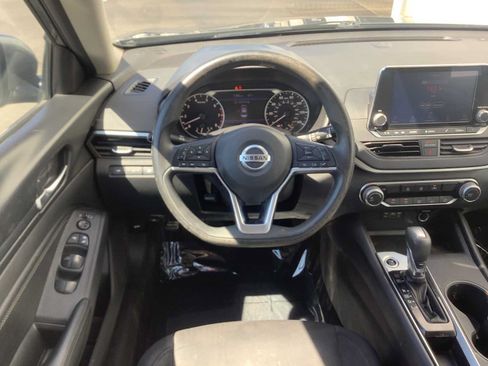 Used 2020 Nissan Altima 2.5 S FWD image 10