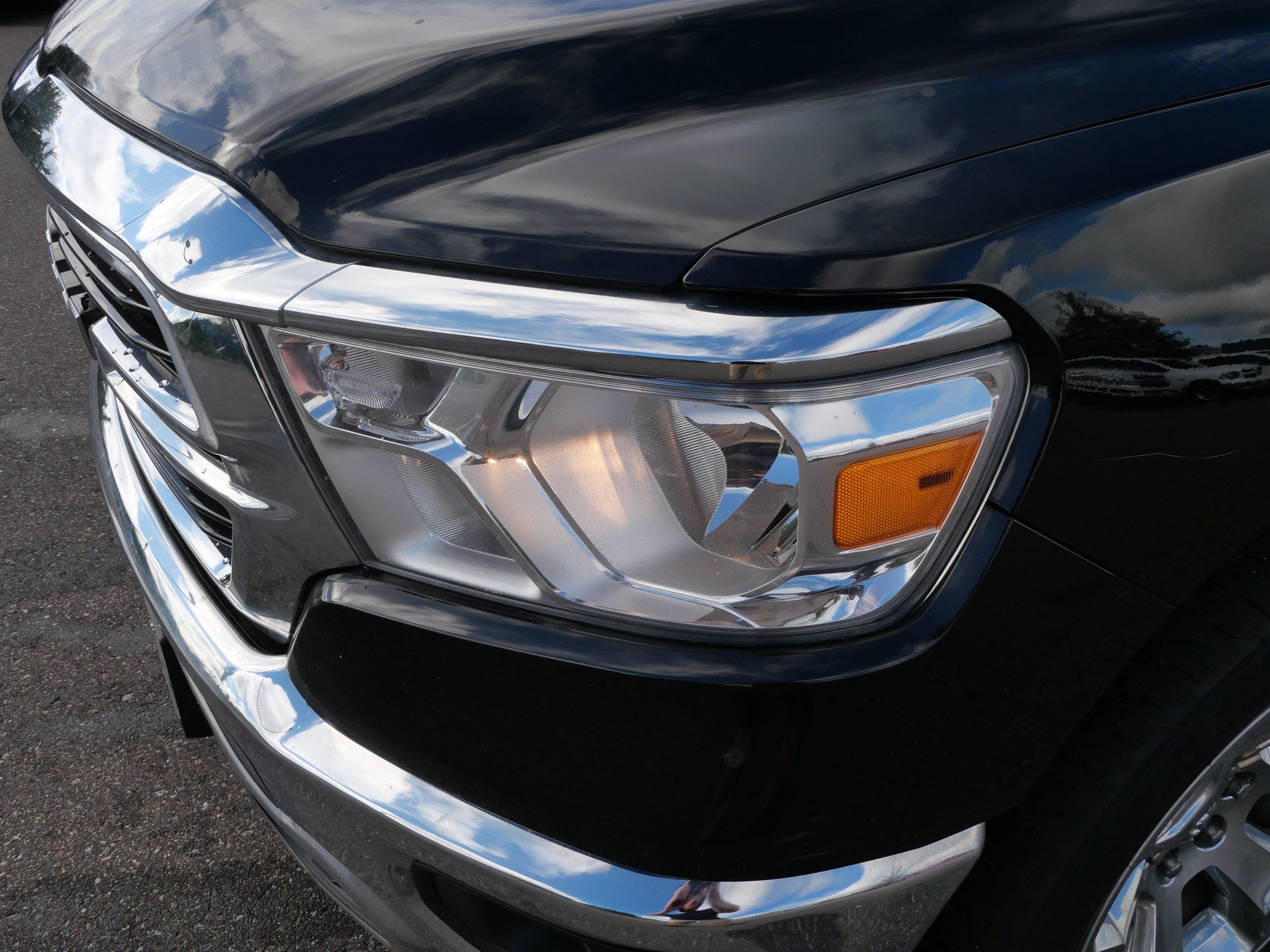 Used 2019 RAM 1500 Big Horn AWD/4WD image 15