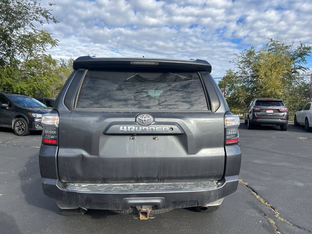 Used 2015 Toyota 4Runner SR5 AWD/4WD image 6