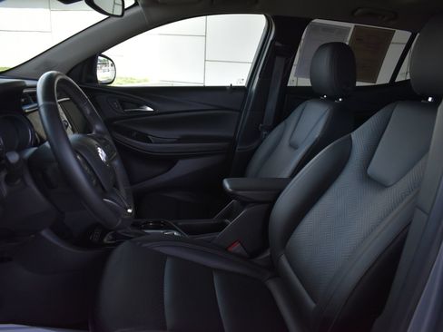 Used 2023 Buick Encore GX Essence w/ Experience Buick Package AWD/4WD image 17