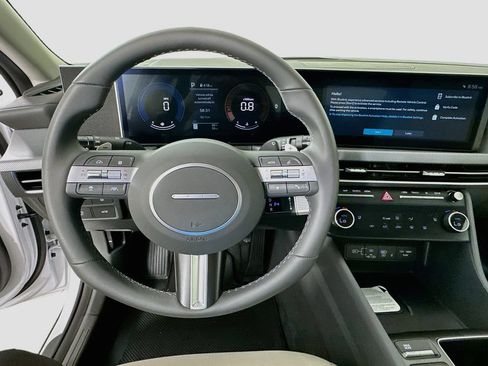 New 2026 Hyundai Sonata SEL FWD image 10