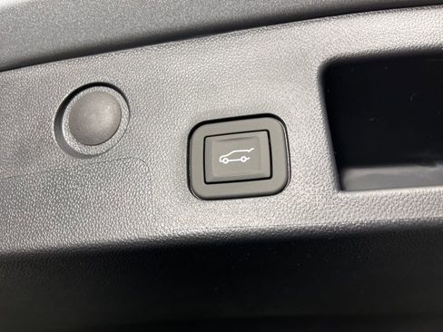 New 2026 Chevrolet Equinox ACTIV w/ Convenience Package III FWD image 21