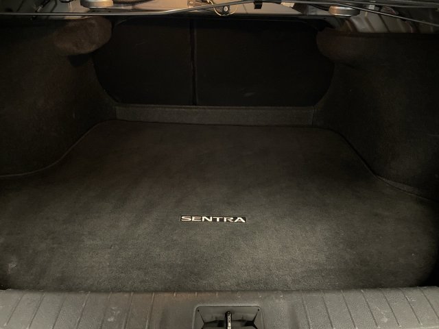Used 2024 Nissan Sentra SV FWD image 23