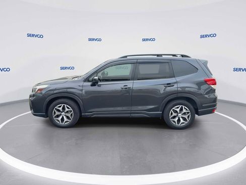 Used 2019 Subaru Forester Premium image 5