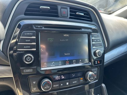 Used 2017 Nissan Maxima 3.5 SL FWD image 14