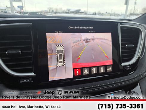 New 2026 Chrysler Pacifica Select image 22