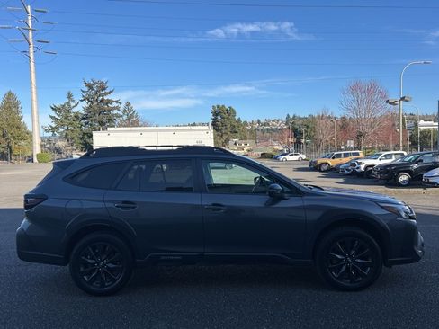 Used 2024 Subaru Outback Onyx Edition image 4