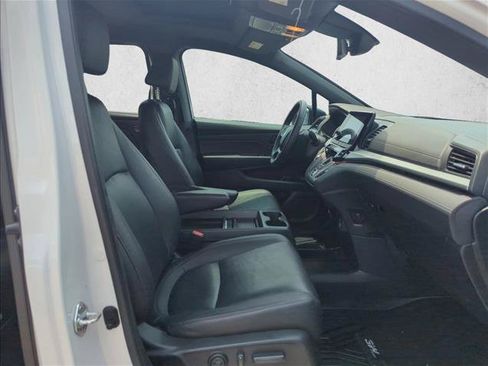 Certified 2023 Honda Odyssey Sport image 18