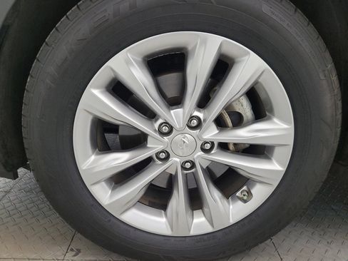Used 2018 Hyundai Santa Fe Sport 2.0T FWD image 31