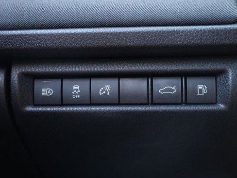 Used 2025 Toyota Camry LE FWD image 18