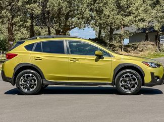 Used 2021 Subaru Crosstrek 2.0i Premium w/ Moonroof Package AWD/4WD video 3