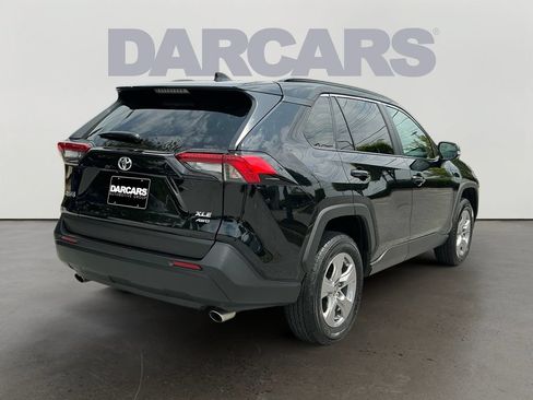 Used 2025 Toyota RAV4 XLE AWD/4WD image 7