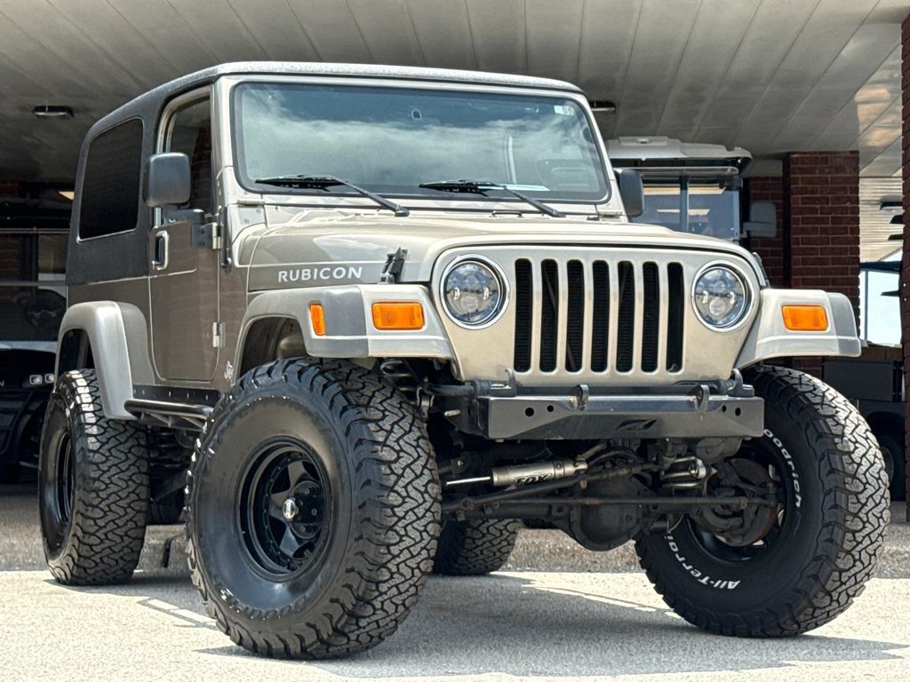 Used 2005 Jeep Wrangler Unlimited Rubicon w/ Sahara Edition Group AWD/4WD image 1