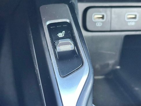 Used 2022 Kia Sorento S FWD image 15
