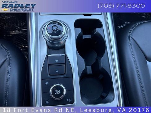 Used 2022 Ford Explorer XLT w/ Equipment Group 202A image 23