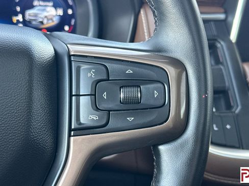 Used 2023 Chevrolet Suburban High Country w/ LPO, Illumination Package AWD/4WD image 31