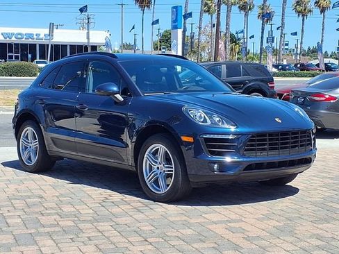 Used 2015 Porsche Macan S w/ Infotainment Package AWD/4WD image 6