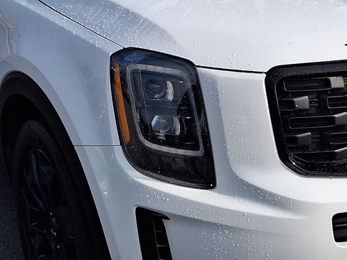 Used 2022 Kia Telluride SX w/ SX Prestige Package AWD/4WD image 9