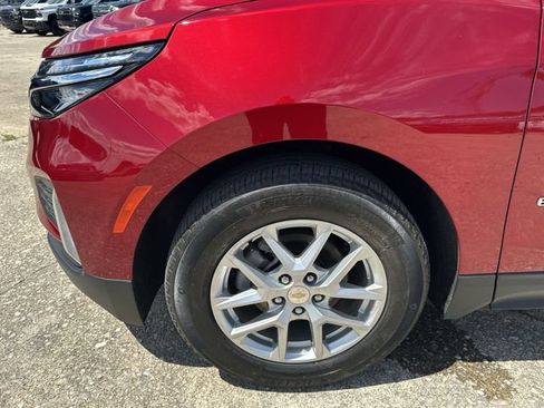 Used 2024 Chevrolet Equinox LT w/ LPO, Floor Liner Package FWD image 35
