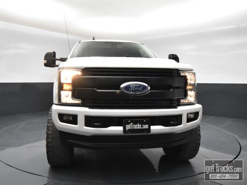 Used 2019 Ford F250 Lariat w/ Lariat Ultimate Package image 51