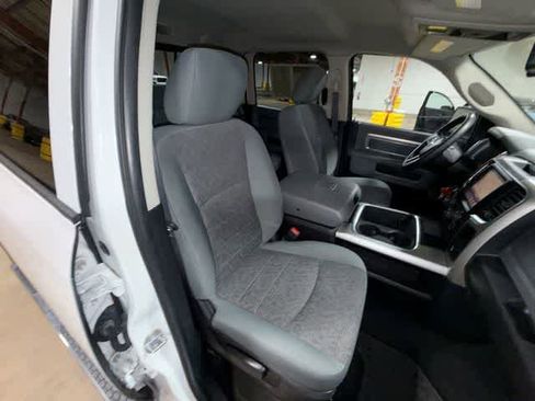 Used 2016 RAM 1500 Big Horn AWD/4WD image 16