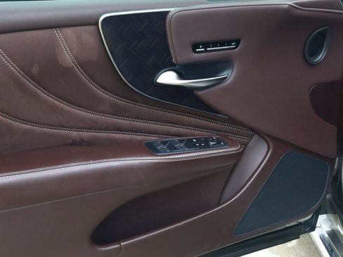Used 2020 Lexus LS 500 w/ Interior Upgrade Package RWD image 14