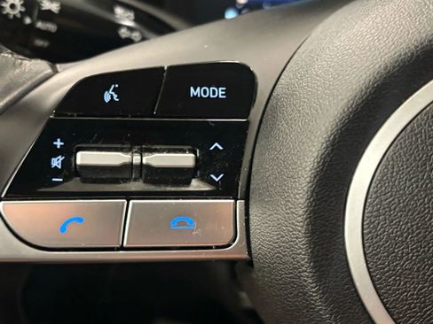 Used 2023 Hyundai Elantra SEL w/ Convenience Package image 45