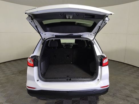 Used 2021 Chevrolet Equinox LS w/ LS Convenience Package FWD image 29