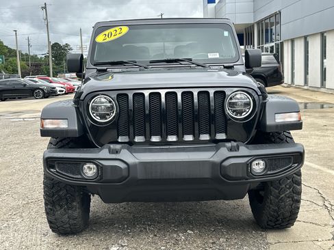 Used 2022 Jeep Wrangler Sport AWD/4WD image 2