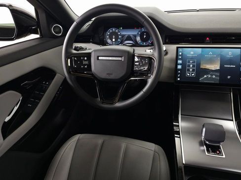 Used 2026 Land Rover Range Rover Evoque S image 22