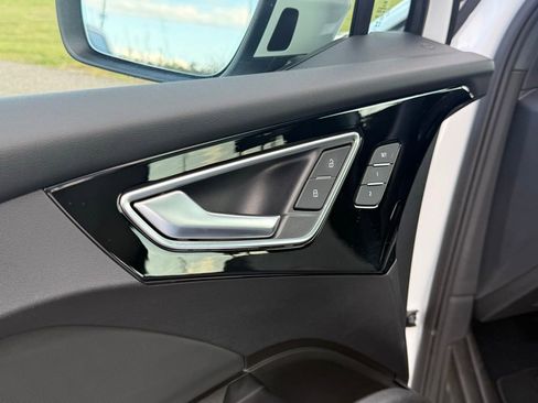 Used 2023 Audi Q4 e-tron Premium Plus image 65