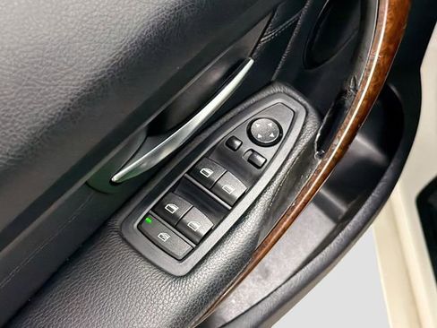Used 2014 BMW 328i xDrive Sedan image 17