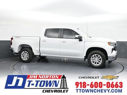 New 2025 Chevrolet Silverado 1500 LT
