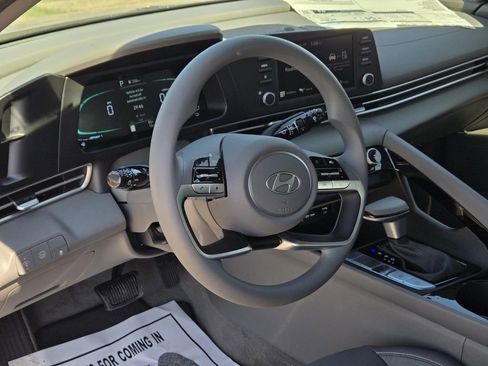 New 2026 Hyundai Elantra Blue image 13