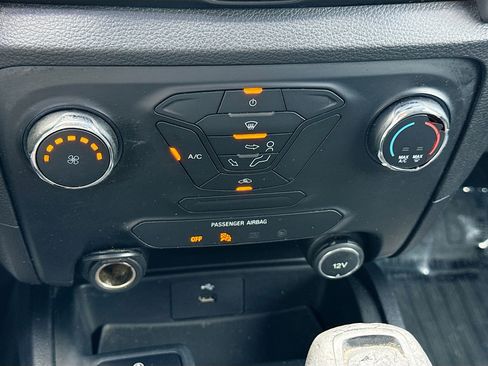 Used 2019 Ford Ranger XL w/ Equipment Group 101A Mid RWD image 30