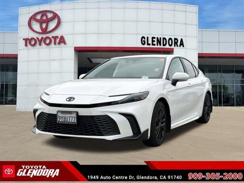Certified 2026 Toyota Camry SE w/ Multimedia Upgrade Package FWD image 4