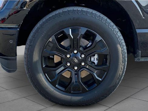 Used 2023 Ford F150 Lariat w/ Equipment Group 502A High image 10