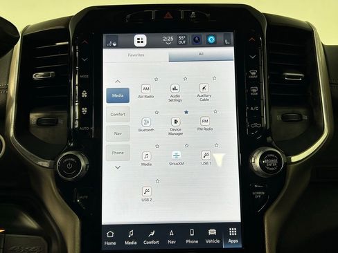 Used 2023 RAM 3500 Laramie AWD/4WD image 19