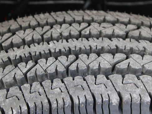 Used 2025 Chevrolet Express 2500 Extended w/ Communications Package image 34