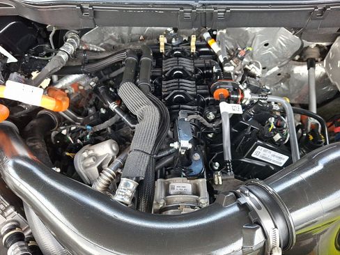 Used 2025 Ford F150 Lariat w/ Equipment Group 501A Mid AWD/4WD image 27