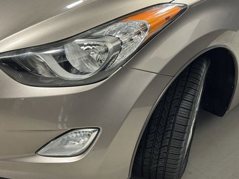 Used 2013 Hyundai Elantra GLS w/ Preferred Pkg image 21
