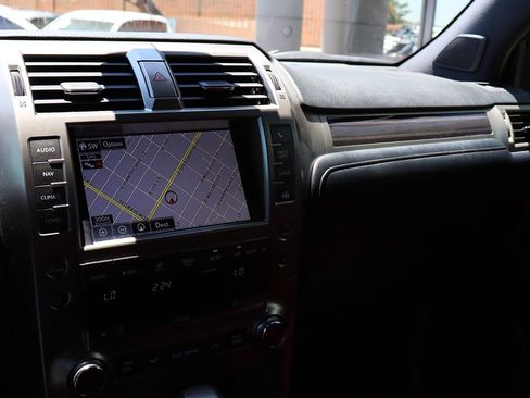 Used 2020 Lexus GX 460 Luxury w/ Off Road Package AWD/4WD image 44